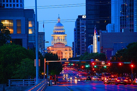 Austin_Texas-Nightshots-07-Capital_Dome.JPG