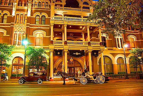 Austin_Texas-Nightshots-22-Driskill_Hotel2.JPG