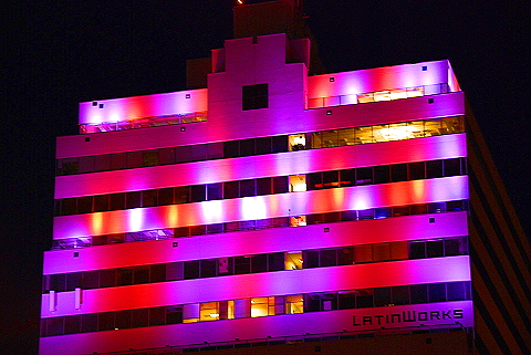 Austin_Texas-Nightshots-34-Latinworks_Building_at_Night.JPG