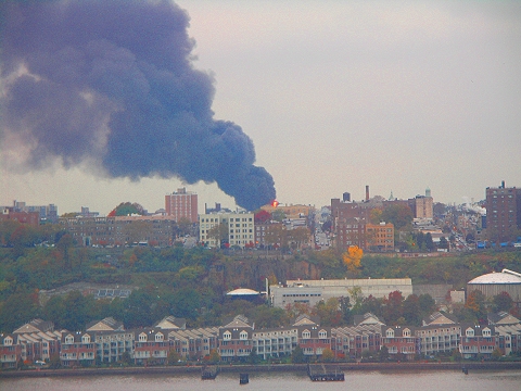 NJ-Fire_in_West_New_York_New_Jersey-032.JPG