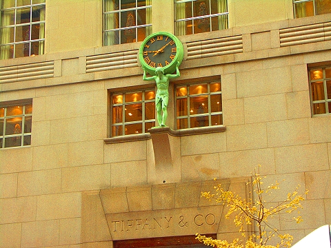 NY-5th_Avenue_Shopping-Tiffany-01.jpg