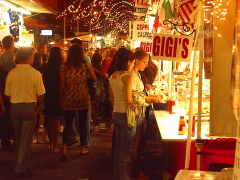 NY-80th_Annual_Feast_of_San_Gennaro-03.JPG