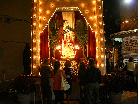 NY-80th_Annual_Feast_of_San_Gennaro-25.JPG