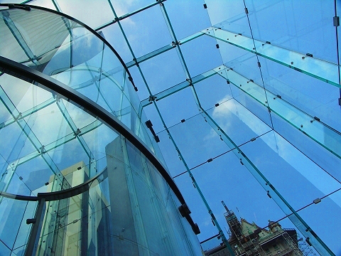 NY-Apple_Store_in_Midtown_on_5th_Avenue-81.JPG