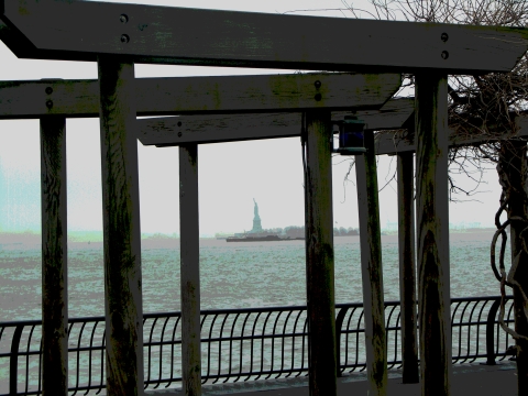 NY-Battery_Park-Views_of_the_Statue_of_Liberty_and_New_York_Harbor-10.JPG