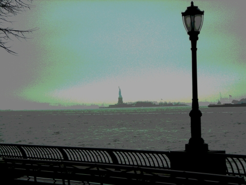 NY-Battery_Park-Views_of_the_Statue_of_Liberty_and_New_York_Harbor-17.JPG