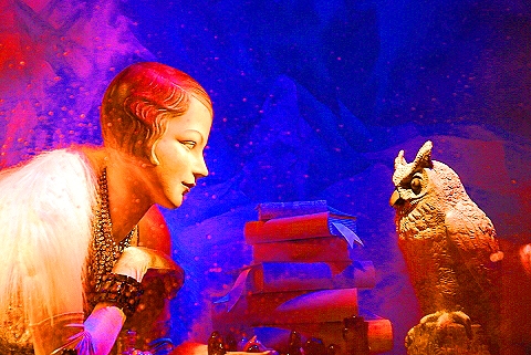 NY-Bergdorf_Goodman_Christmas_Windows-2008-08.JPG