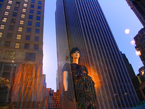 NY-Bergdorf_Goodman_Easter_Windows-2008-02.JPG