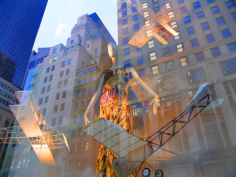 NY-Bergdorf_Goodman_Easter_Windows-2008-08.JPG