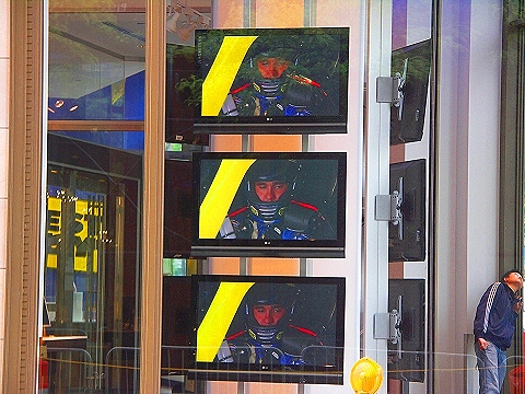 NY-Best_Buy_TVs-15_Central_Park_West-23-Nascar.JPG