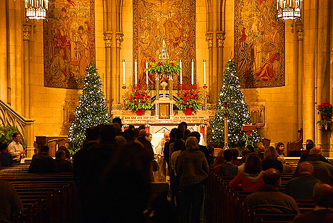 NY-Blessed_Sacrament_Roman_Catholic_Church-02-Mass.JPG
