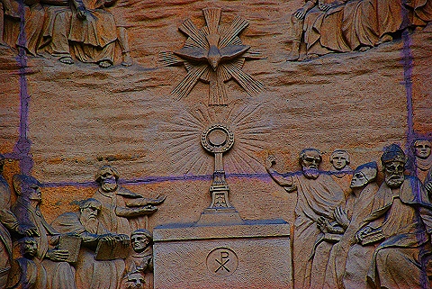 NY-Blessed_Sacrament_Roman_Catholic_Church-15-Fresco.JPG