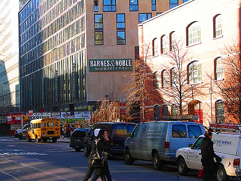 NY-BMCC-Back_To_School-Chambers_St-13.JPG