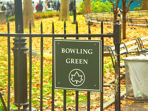 NY-Bowling_Green-Wall_Street-01.jpg