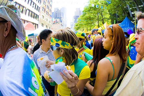NY-Brazilian_Day_in_New_York_2009-13.jpg