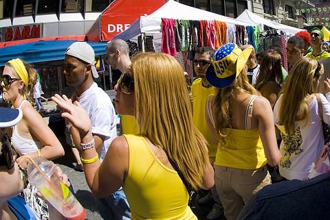 NY-Brazilian_Day_in_New_York_2009-17.jpg