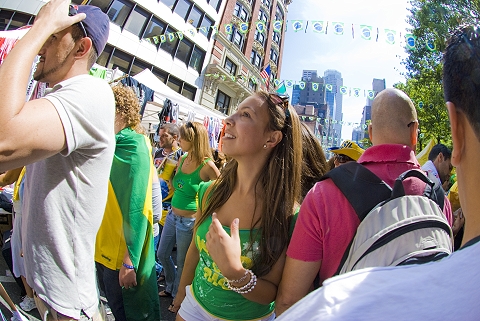 NY-Brazilian_Day_in_New_York_2009-19.jpg