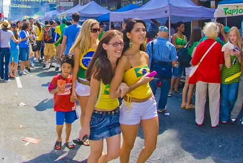 NY-Brazilian_Day_in_New_York_2009-27.jpg