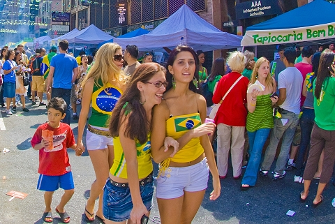 NY-Brazilian_Day_in_New_York_2009-28.jpg