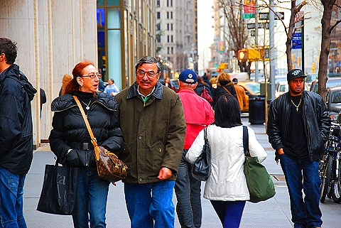 NY-Broadway_People_Watching-12.JPG