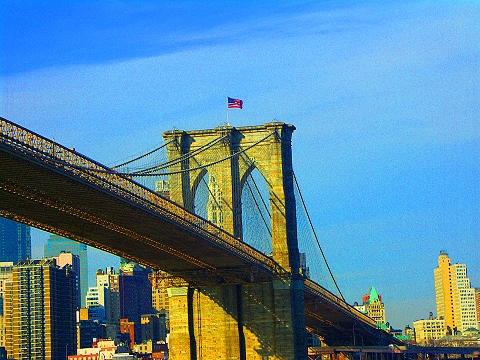 NY_Brooklyn_Bridge-and-Manhattan_Bridge-From_The_Circle_Line01.JPG