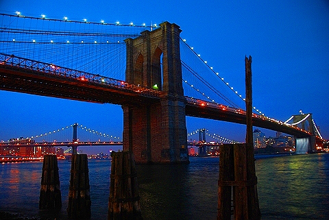 NY-Brooklyn_Bridge_Waterfalls_by_Olafur_Eliasson-09.JPG