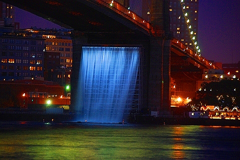 NY-Brooklyn_Bridge_Waterfalls_by_Olafur_Eliasson-15.JPG