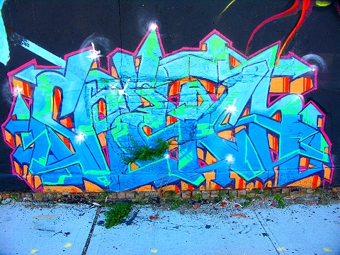 NY-Brooklyn-Graffiti-Woodhull_and_Columbia Streets-6.JPG