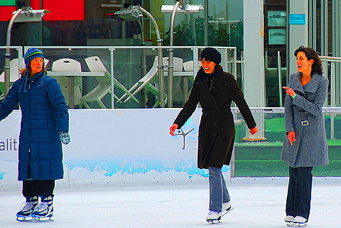 NY-Bryant_Park-Ice_Skating-06.JPG