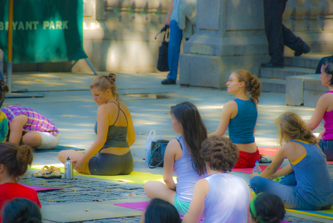 NY-Bryant_Park_Yoga_Tuesdays-06.jpg