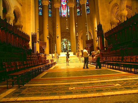 NY-Cathedral_of_St_John_the_Divine-restoration-05.JPG