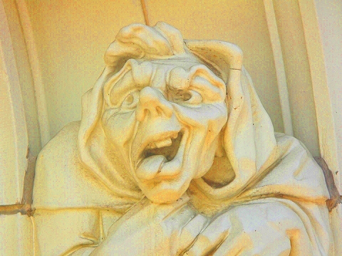 NY-CCNY-City_College_Gargoyles-02.JPG