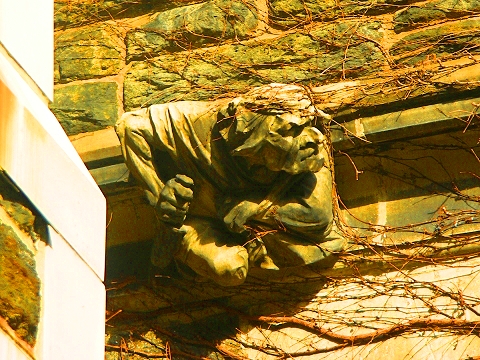 NY-CCNY-City_College_Gargoyles-17.JPG