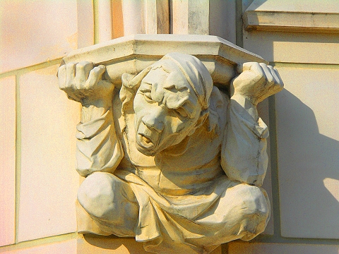 NY-CCNY-City_College_Gargoyles-24.JPG