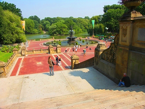 NY-Central_Park_Angel_Fountain-03.JPG
