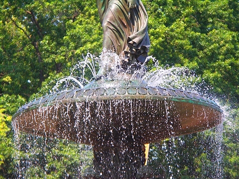 NY-Central_Park_Angel_Fountain-05.JPG