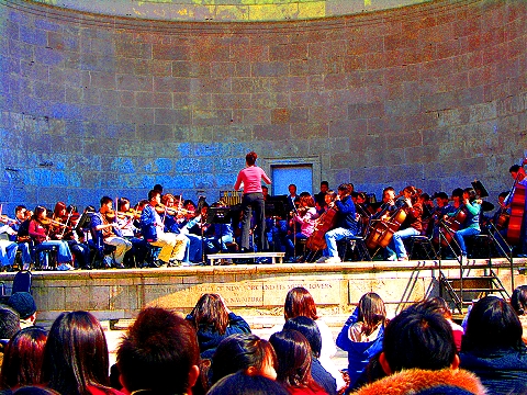 NY-Central_Park_Bandshell-Patriotic_Pops_Concert-Spring_2008-10.JPG