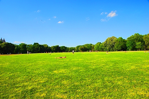 NY-Central_Park_Great_Lawn-Belvedere_Castle-25.JPG