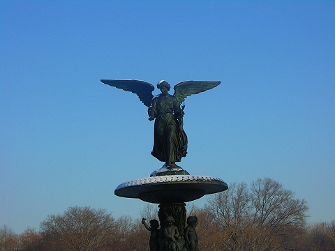 NY- Central Park in the snow-Angel_and_Duck_Pond01.JPG