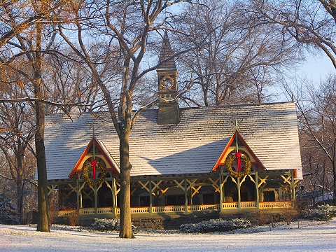 NY-Central_Park_in_the_snow-Dairy-02.JPG