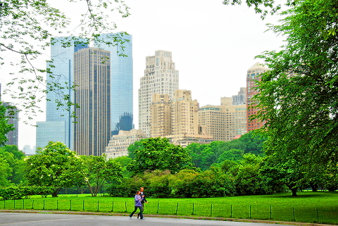 NY-Central_Park-People_Watching_on_a_Rainy_day-21.JPG