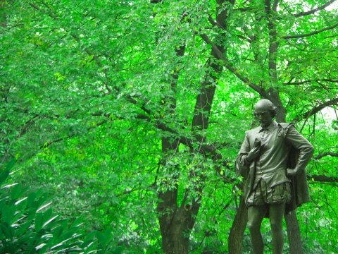 NY-Central_Park-Poets_Walk-William_Shakespeare-03.jpg