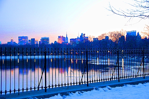 NY-Central_Park_Reservoir-City_Skyline-Joggers-07.JPG