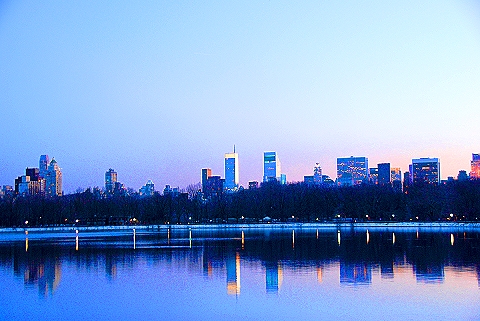 NY-Central_Park_Reservoir-City_Skyline-Joggers-08.JPG