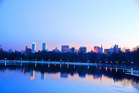 NY-Central_Park_Reservoir-City_Skyline-Joggers-11.JPG