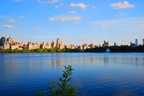 NY-Central_Park_Resevoir_Joggers-01.JPG