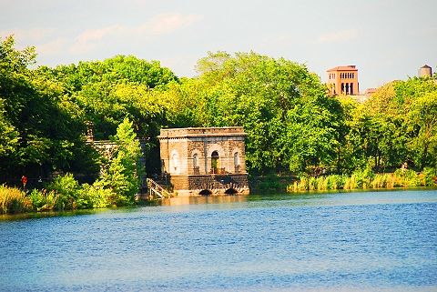 NY-Central_Park_Resevoir_Joggers-11.JPG