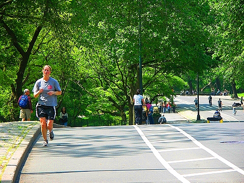 NY-Central_Park-Sheepsmeadow-People_Watching-05.JPG