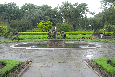 NY-Central_Park-Statues_at_Conservatory_Gardens-09.jpg