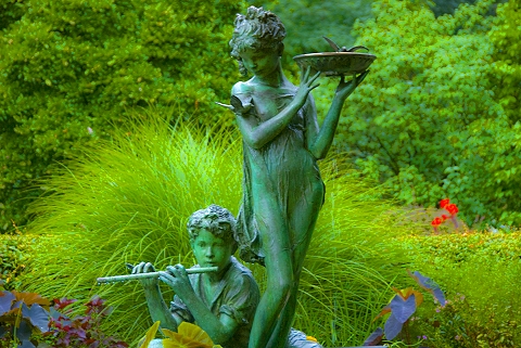 NY-Central_Park-Statues_at_Conservatory_Gardens-13.jpg